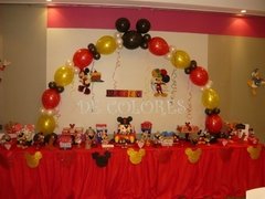 CANDY BAR Y MESAS DULCES