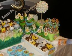 CANDY BAR Y MESAS DULCES