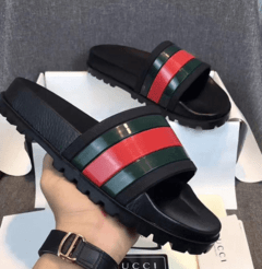 chinelo gucci