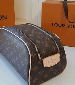 necessarie louis vuitton