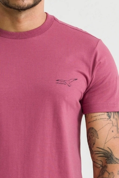 Camiseta Light House - carazzo | moda masculina