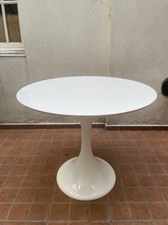 Mesa Tulip Laqueada 90 cm