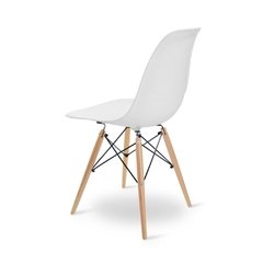 silla eames blanca con base de madera