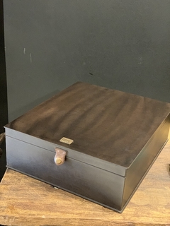 Caja de regalo con vino - brasasafc
