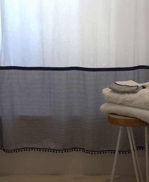 Promo cortina Jazmín + toalla de mano en internet