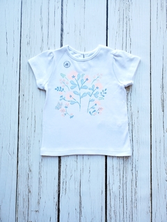 Remera con estampa Flowers