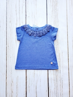 Remera con cuello Broderie Azul