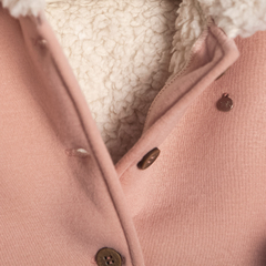 Campera con pielcita y orejitas Winther Rosa en internet