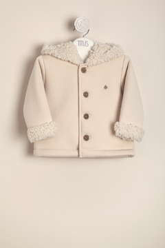 Campera con pielcita y orejitas Winther Crudo