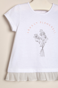 Remera estampada Bouquet con volado de voile - comprar online