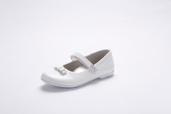 Balerina con moño blanco - comprar online