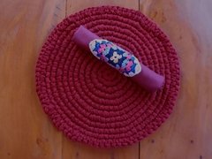 Sousplat de Crochet +Guardanapo de Linho + Porta guardanapo crochet
