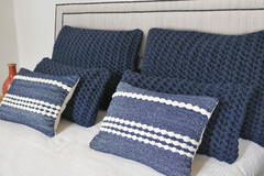 Almofada Azul Marinho de Sofá e Cama Gênova 30x60 - comprar online