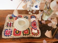 Americano de crochet multicoloridos + Porta Guardanapo de crochet + guardanapo de algodão Cru !! 3 peças !! - loja online