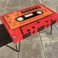 MESA RATONA CASSETTE - RAMONES v02