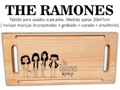 RAMONES TABLA DE ASADO PICADA CON GRABADO LASER REGALOS DE CUMPLEAÑOS - tienda online