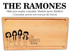 RAMONES TABLA DE ASADO O PICADA 20X40 REGALOS ORIGINALES EN MADERA - tienda online