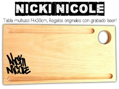 Nocki Nicole tabla multiuso con grabado laser para regalos de cumple! Originales y 100% utilizables.