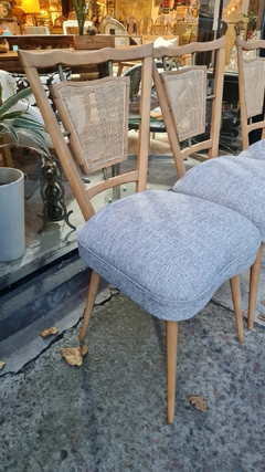 Imagen de sillas escandinavas con esterilla