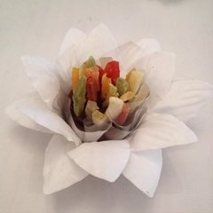 flower-wrappers-for-wedding-sweets-daisy