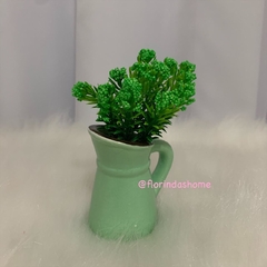 Mini Vaso com Arranjo Floral Verde