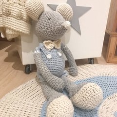 Muñeco tejido de apego - Raton con jardinero amigurumi