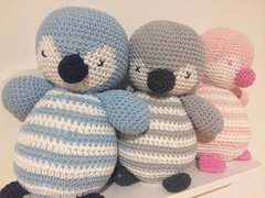 Muñeco tejido de apego - Pingüino amigurumi - Amigurris