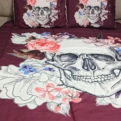 Acolchado estampado tamaño Queen (2.40x2.40) + 2 fundas de almohada de regalo