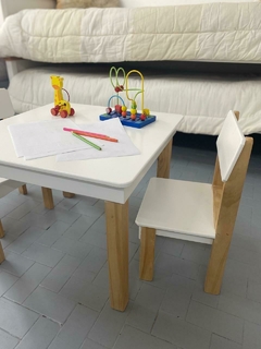 SET DE MESA Y SILLAS - comprar online