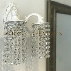 Aplique de 2 luces de bronce en blanco con caireles - comprar online