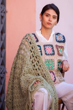 Chal Poncho “ALUMINÉ “Verde seco