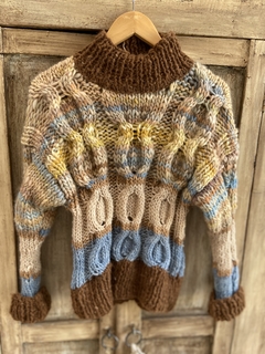 Sweater “Avellana”marrones y celeste. en internet