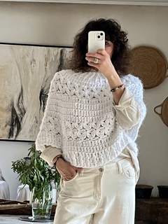 Poncho ANASTASIA blanco - comprar online