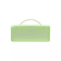 Necessaire Frasqueirinha Verde em um fundo branco.