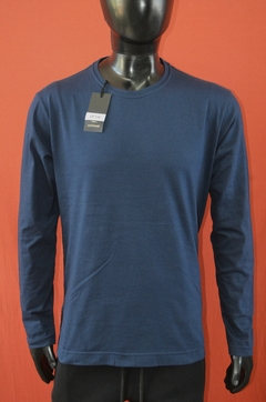 LP 135 REMERA MARINO