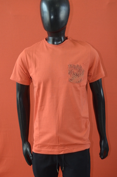 REMERA 819 LADRILLO