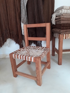 Silla matera de campo de algarrobo y tiento - comprar online