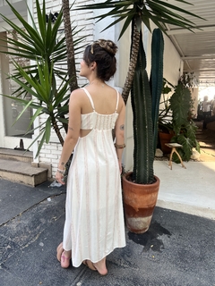 Vestido Zoe Off White na internet