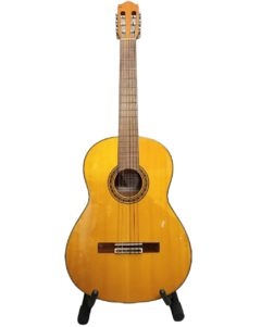 Oportunidad! Yamaha Cg131s Guitarra Criolla 4/4 Tapa Maciza