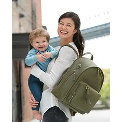 Imagem do Bolsa Maternidade - Greenwich Simply Chic Backpack - Olive - Skip Hop