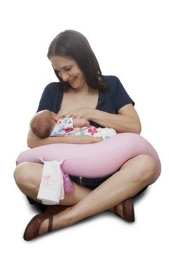 Almofada de Amamentação Milky Baby Creme - Baby Pil - FPKids Produtos Infantis | Produtos Para Bebês, Crianças e Mamães