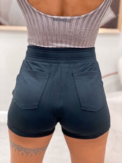 SHORT AMARRAÇÃO - PRETO - comprar online