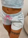 SHORT DETALHE ROSA - JEANS