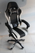 Silla Gamer Netmak Beast Blanca y Negra Reclinable