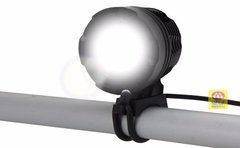 Farol Lanterna Recarregável Para Bike Com Luz de Led Cree T6 Super Branca - CellCenter