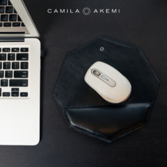 MOUSE PAD SHIMA PRETO - Camila Akemi