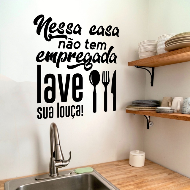 Adesivo De Parede Decorativo Frase Nessa Casa Não Tem Empregada Lave A