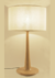 Lámpara de mesa estilo nórdica madera lenga con pantalla blanca - Apto LED