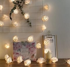 Cordão Flor Pisca 12 Rosas Led Pilha Luminária Decoração Festa