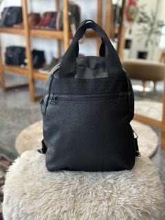 Mochila negra